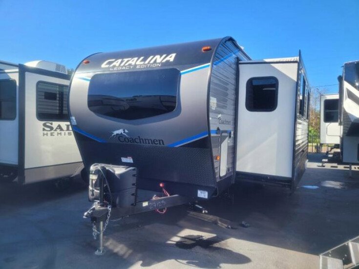 Thumbnail Photo undefined for New 2023 Coachmen Catalina